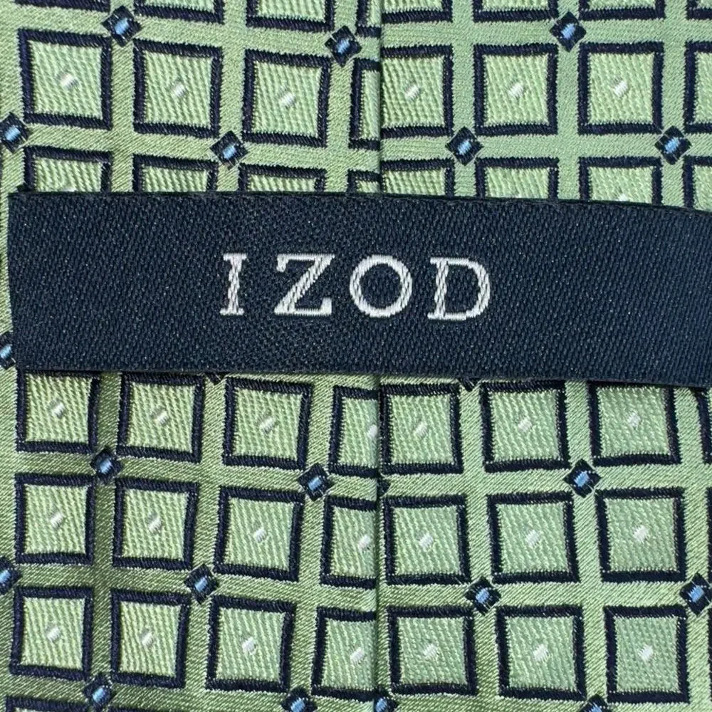Izod Green 100% Silk Men’s Preppy Foulard Necktie 60